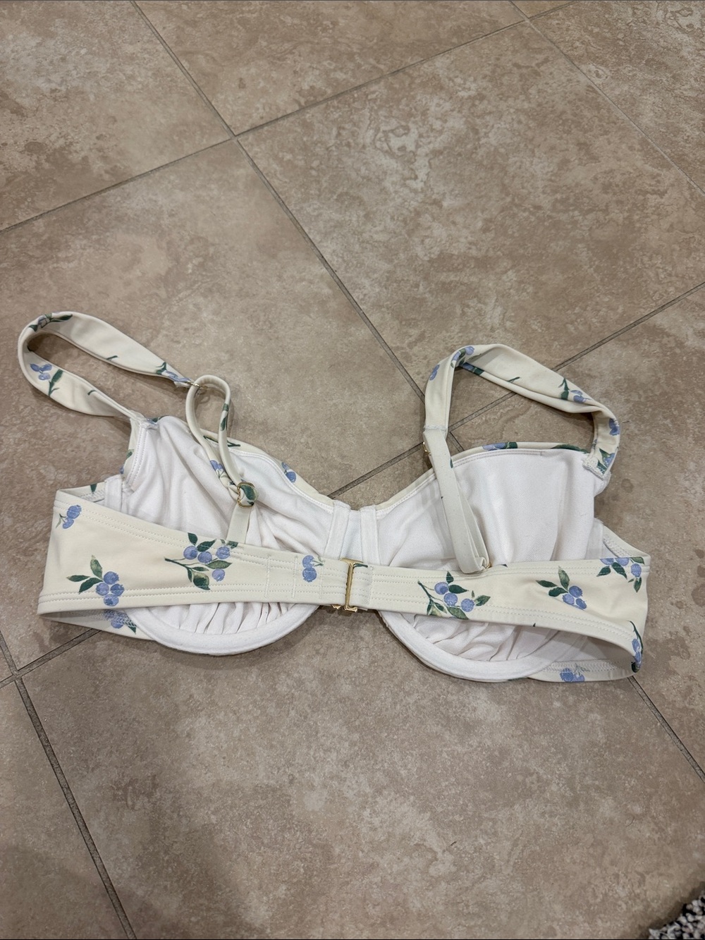 Shade & Shore Cream Floral Underwire Swimsuit Top with Blue Accent, Size 34DD - Picture 3 of 3